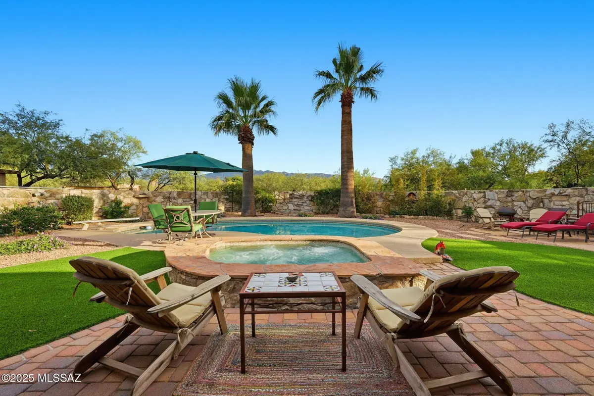 2842 N Melpomene Way, Tucson, AZ 85749 - Image #1