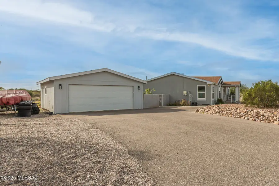 11856 S Dancing Horse Place, Vail, AZ 85641 - Image #2