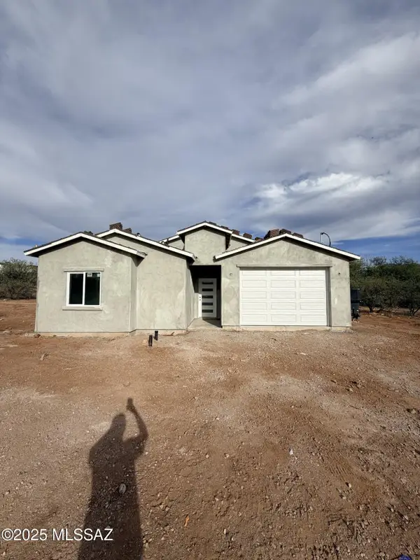 1842 Via Nevada, Rio Rico, AZ 85648