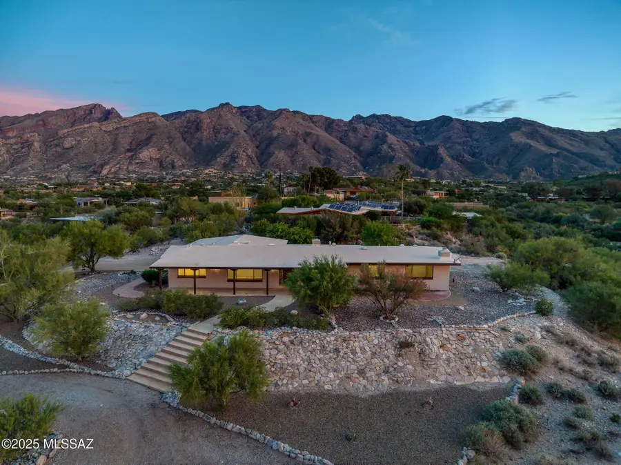 5802 N Camino Arizpe, Tucson, AZ 85718 - Image #2