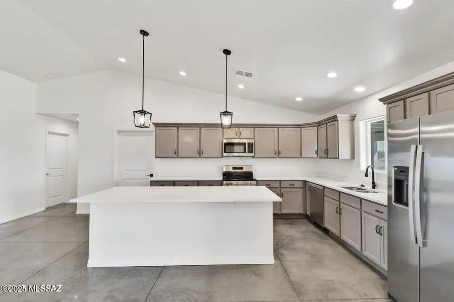 1468 W Scarlet Blossom, Benson, AZ 85602 - Image #3