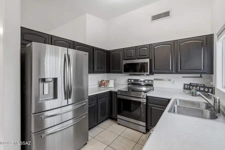 2671 E Paseo La Tierra Buena, Tucson, AZ 85706 - Image #3