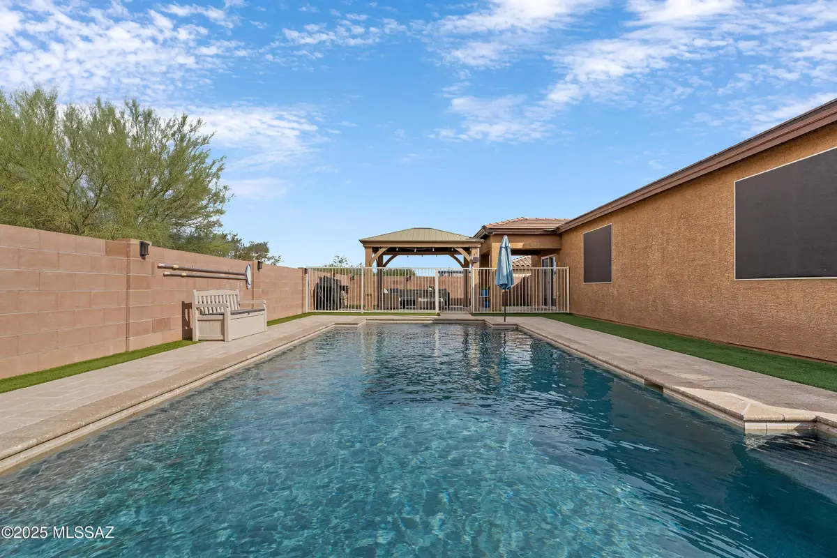 852 W Placita Pozanco, Green Valley, AZ 85614 - Image #1