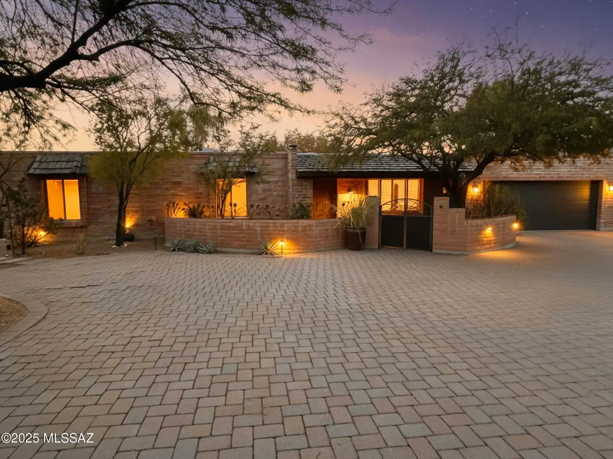 830 E Via Lucitas, Tucson, AZ 85718 - Image #1