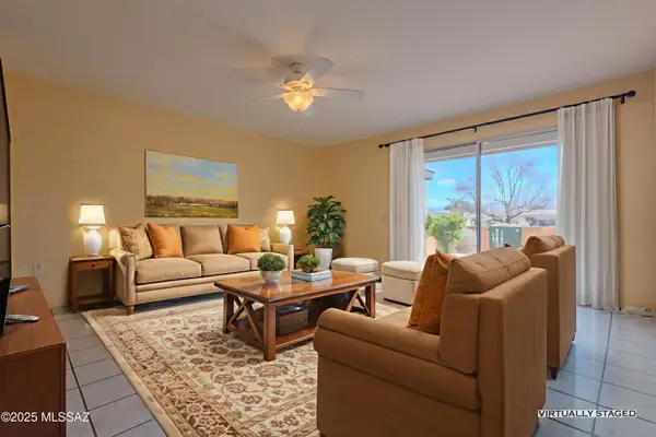 390 N Calle De Las Profetas, Green Valley, AZ 85614