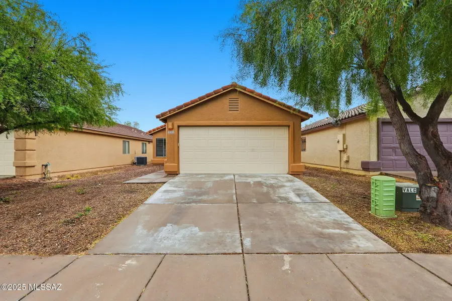6939 S Creek Run Avenue, Tucson, AZ 85756 - Image #2