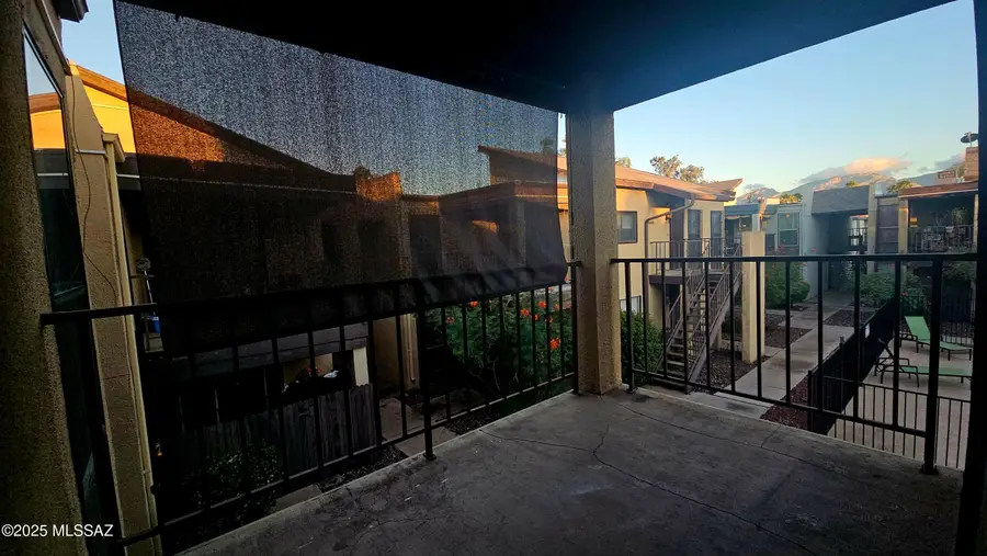 1620 N Wilmot Road #UNIT F231, Tucson, AZ 85712 - Image #2