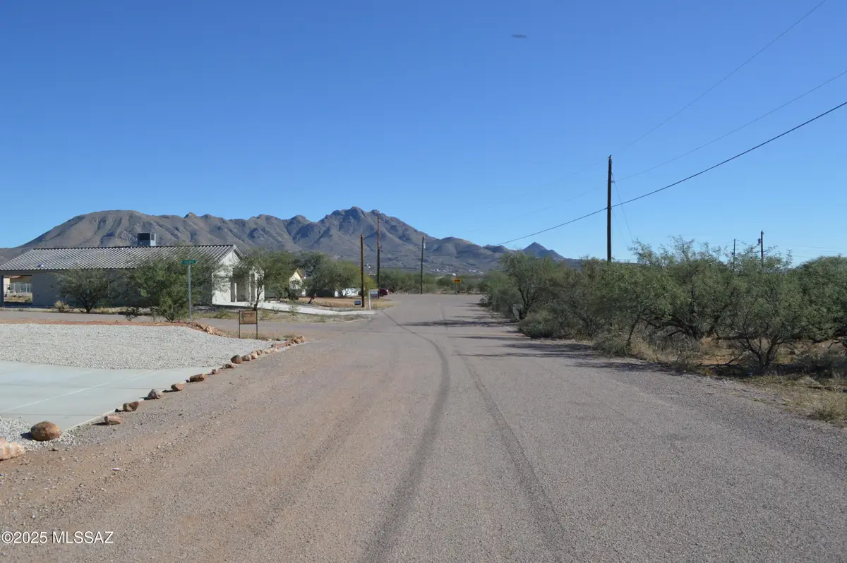 1826 Via Nueva Zelandia, Rio Rico, AZ 85648 - Image #1