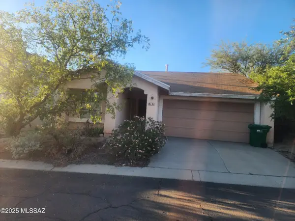 8141 N Streamside Avenue, Tucson, AZ 85741