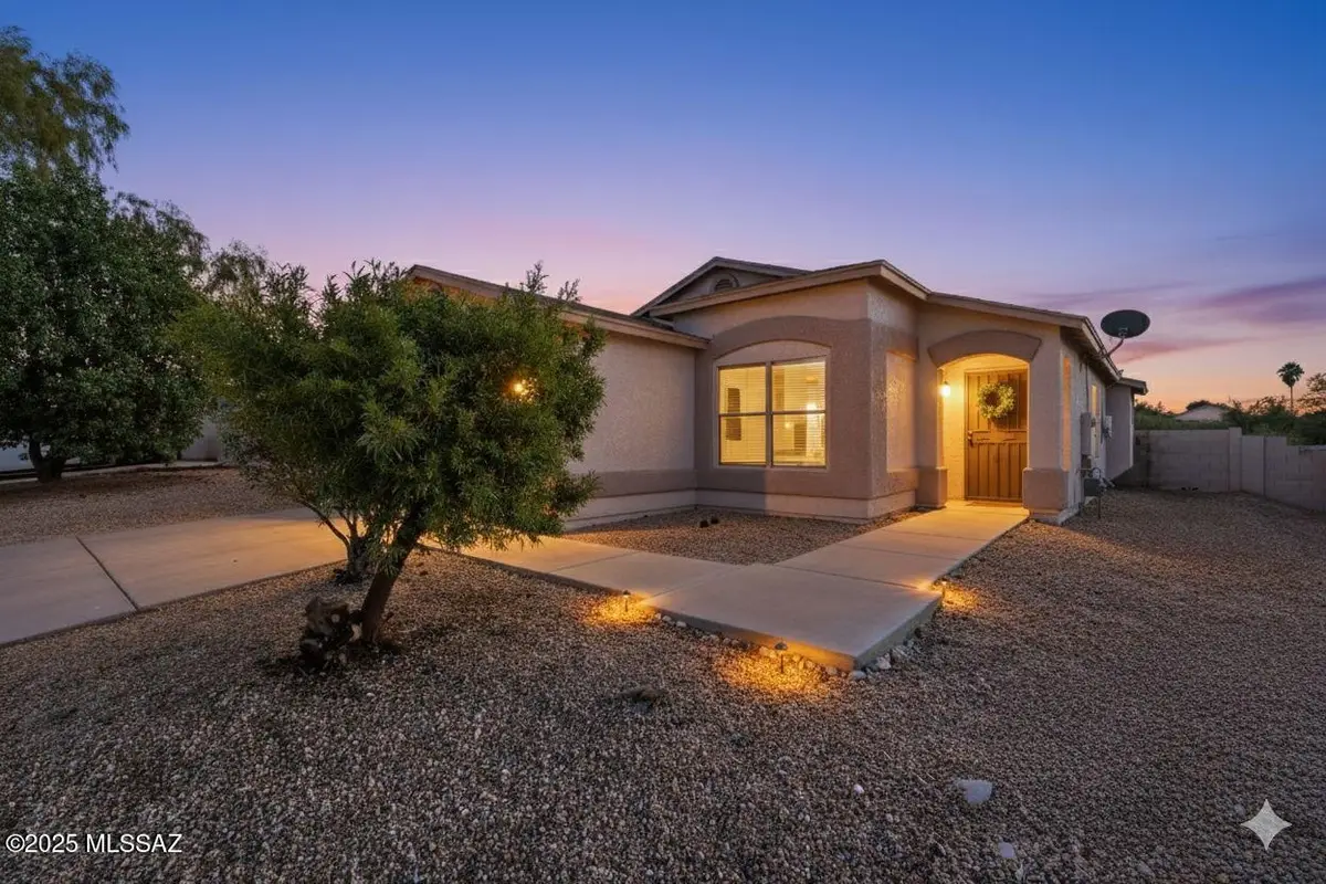 10008 E Arizona Sunset, Tucson, AZ 85747 - Image #1