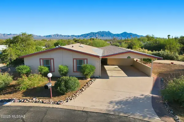 155 W Pinon Drive, Green Valley, AZ 85614