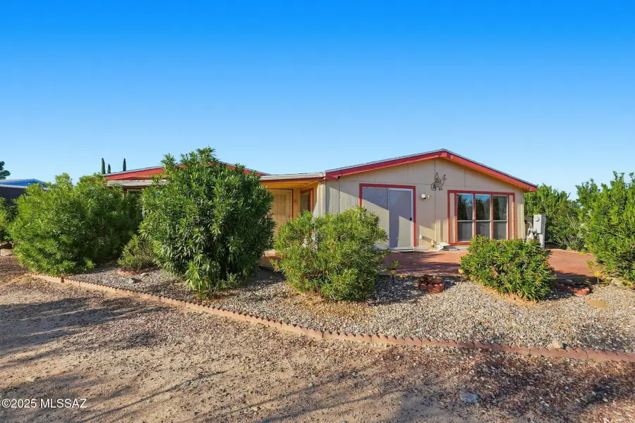 155 W Pinon Drive, Green Valley, AZ 85614 - Image #2