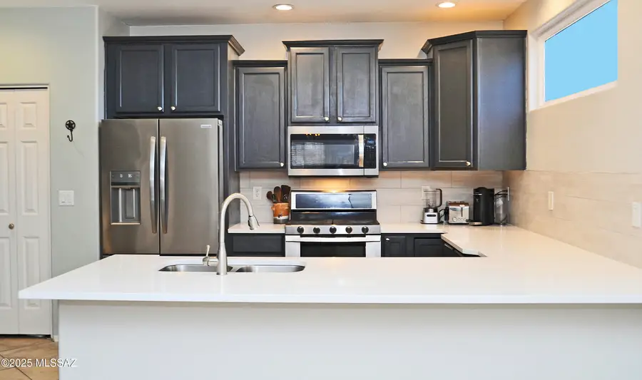 3854 Look Backridge, Tucson, AZ 85719 - Image #3