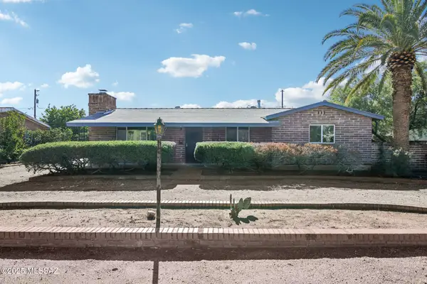 4234 E Waverly Street, Tucson, AZ 85712