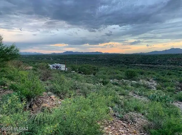 11650 S Lava Peak Road, Vail, AZ 85641