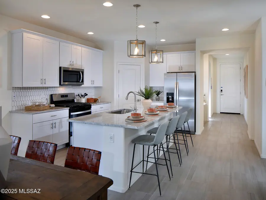 765 W Calle Cubeta, Sahuarita, AZ 85629 - Image #3