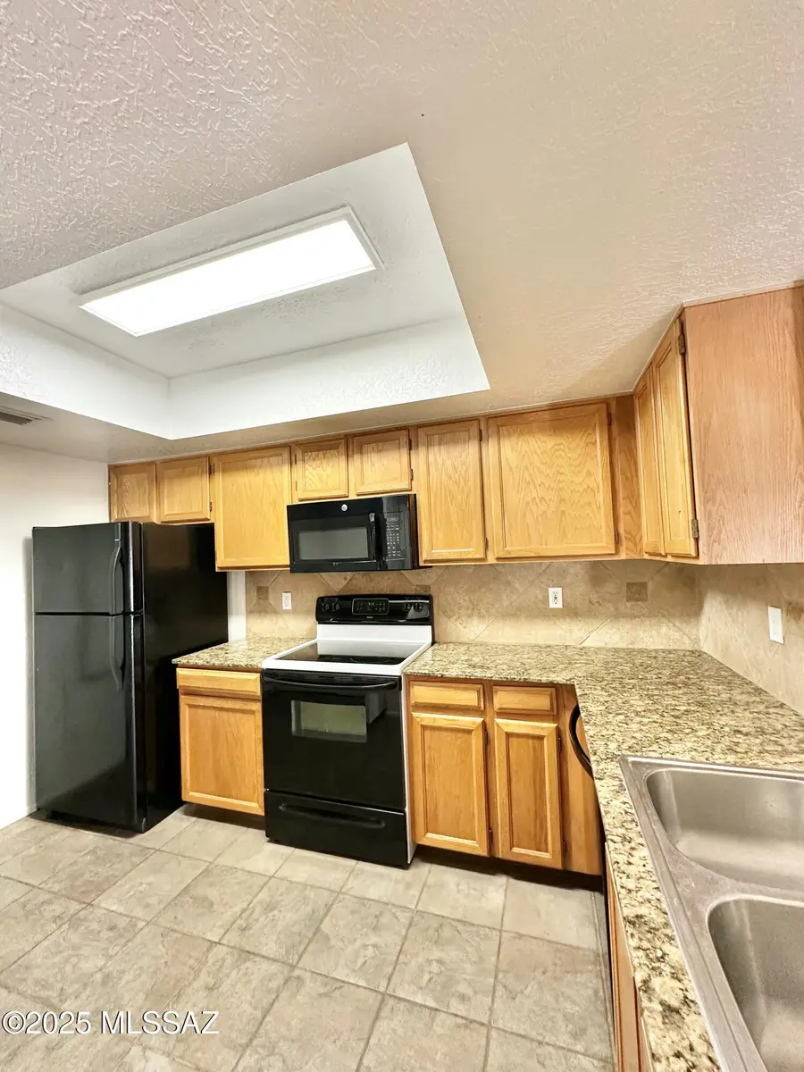 4281 N River Grove Circle #216, Tucson, AZ 85719 - Image #3
