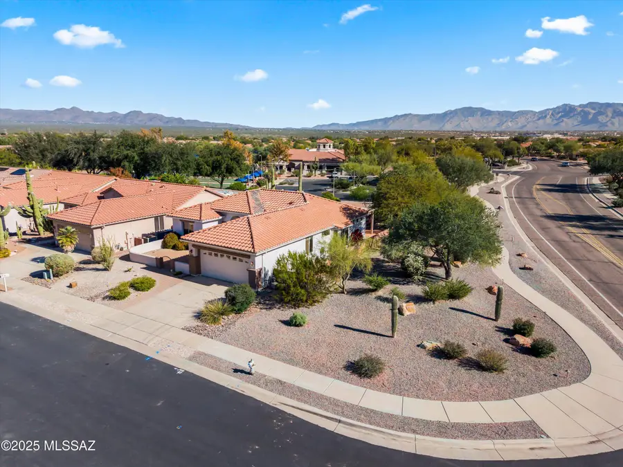 9402 N Wishing Star Drive, Tucson, AZ 85743 - Image #2