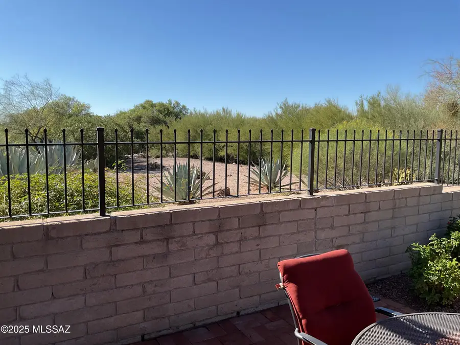 5720 N Calle De La Reina, Tucson, AZ 85718 - Image #2