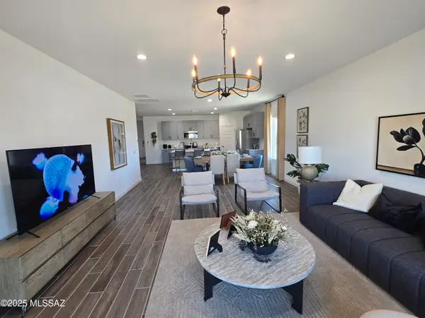 14095 E Crotalus Way, Vail, AZ 85641