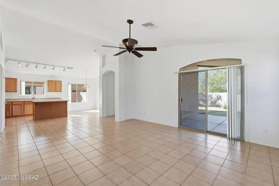 39642 S Old Arena Drive, Tucson, AZ 85739 - Image #2