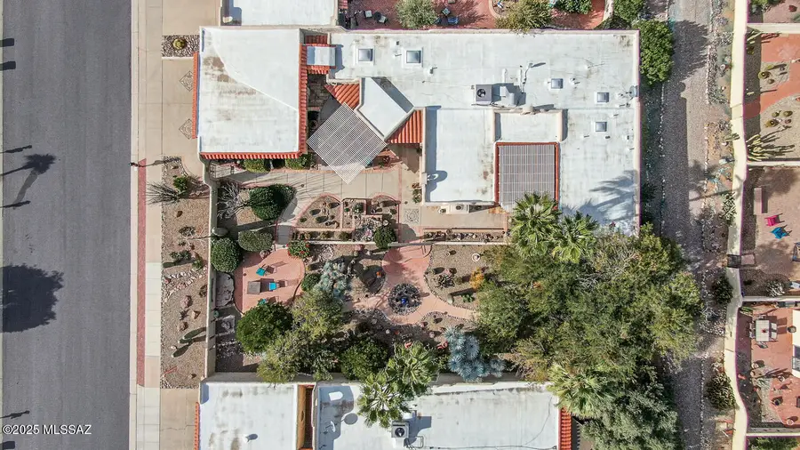 1112 &1118 W Circulo Del Sur, Green Valley, AZ 85614 - Image #3