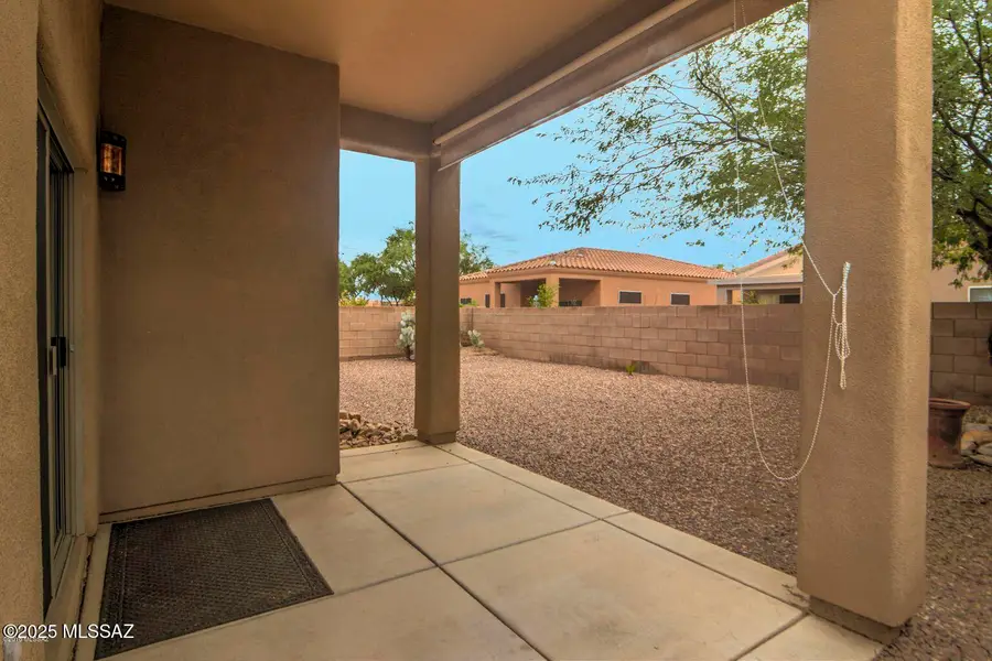 348 E Calle Criba, Green Valley, AZ 85614 - Image #3