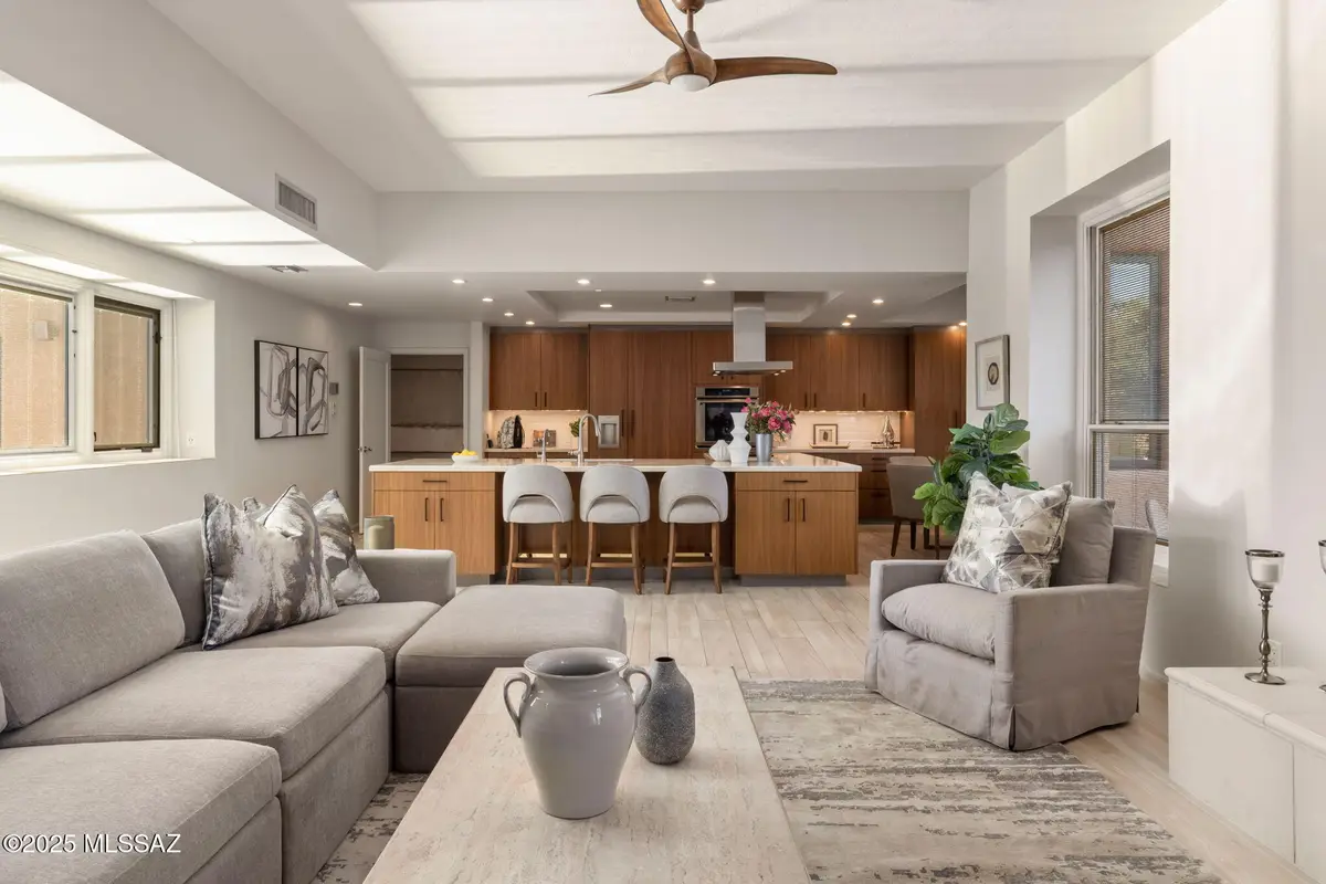 5671 N Placita Stilbayo, Tucson, AZ 85718 - Image #1