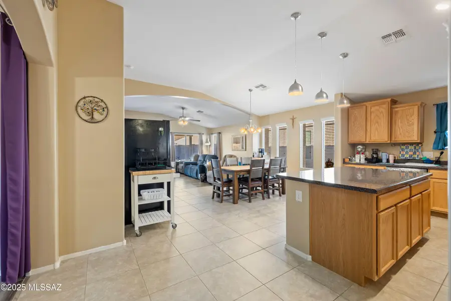 8290 W Melanitta Drive, Tucson, AZ 85757 - Image #3