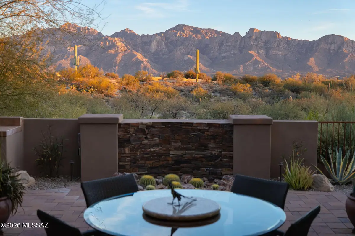368 W Echo Point, Oro Valley, AZ 85755 - Image #1