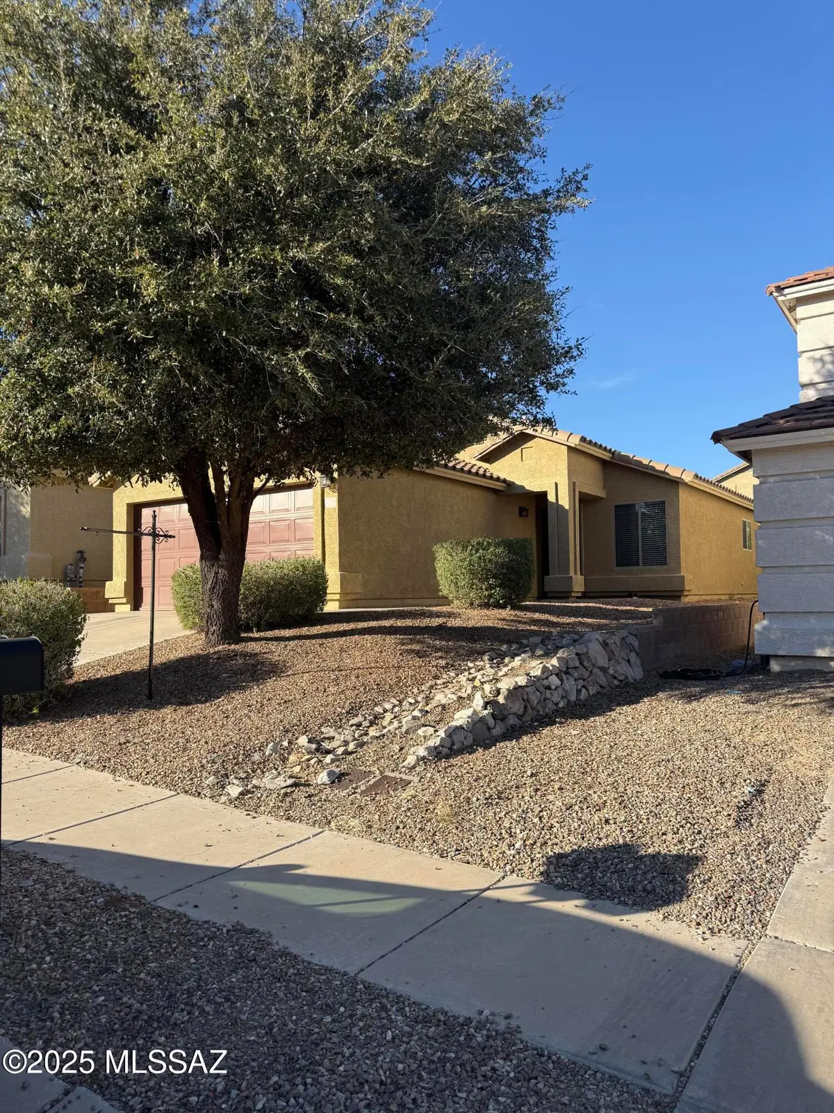 682 W Amber Sun, Green Valley, AZ 85614 - Image #1