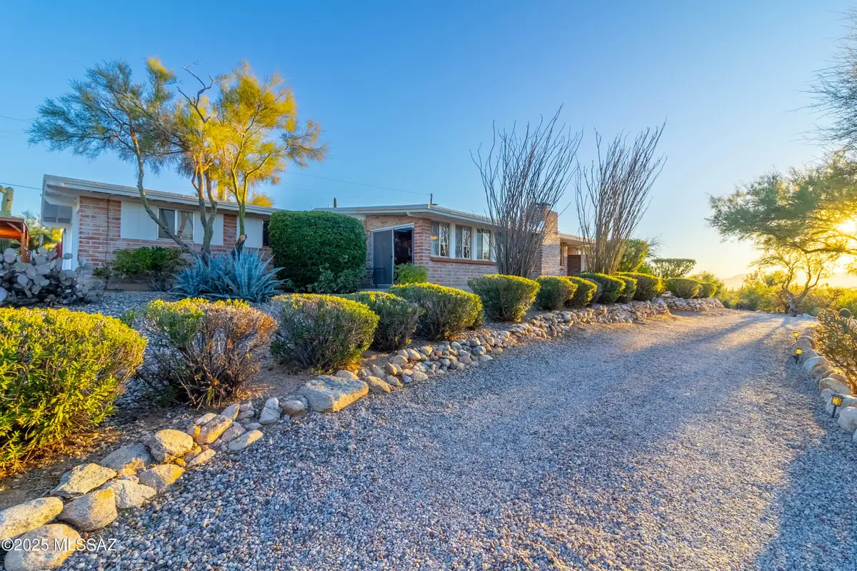 700 E Calle De Cibola, Tucson, AZ 85718 - Image #1