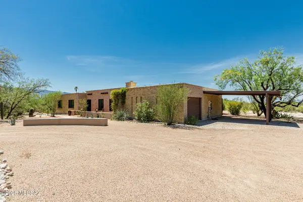 3901 N Smokey Topaz Lane, Tucson, AZ 85749