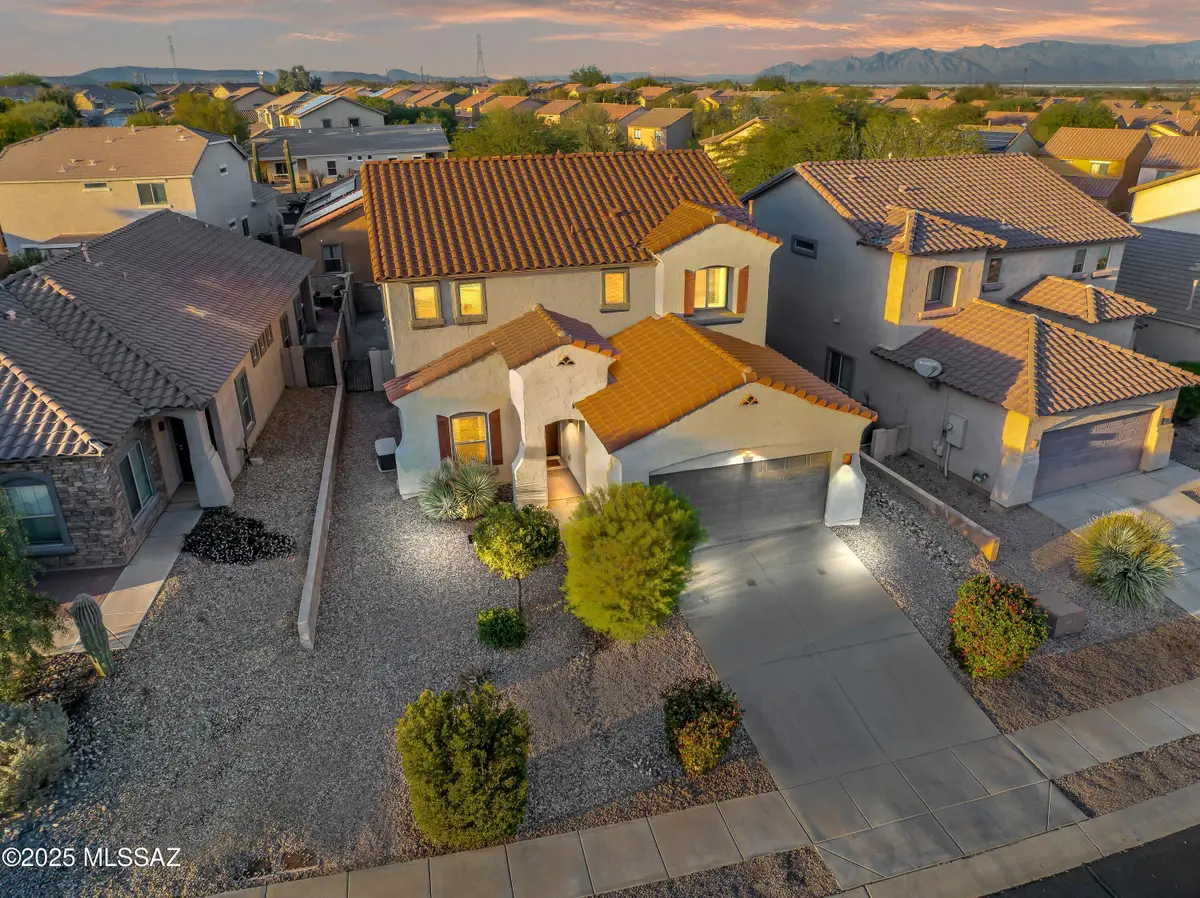 776 W Calle Valenciana, Sahuarita, AZ 85629 - Image #1