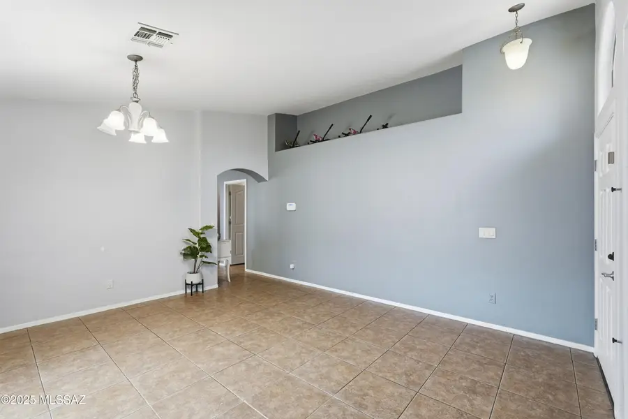 10827 S Lake Gambusi, Vail, AZ 85641 - Image #2