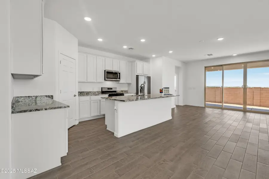 10104 S Arnold Ranch, Vail, AZ 85641 - Image #2