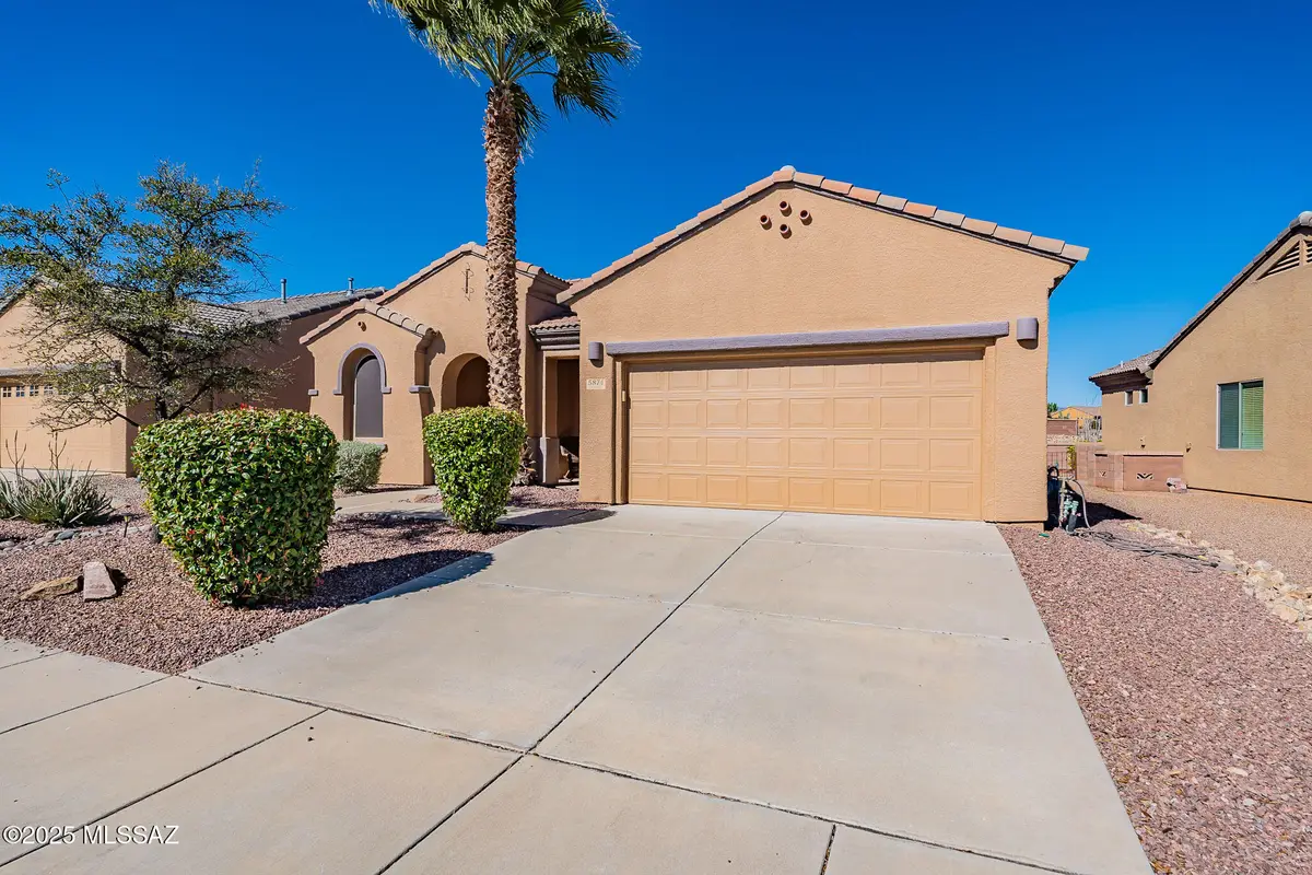 5874 S Azure Vista Way, Green Valley, AZ 85622 - Image #1