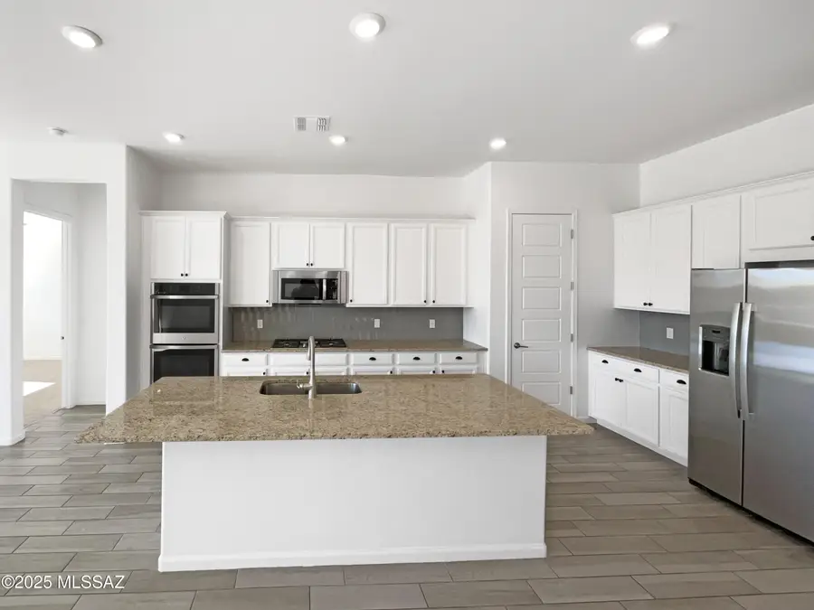 10881 W Yates Lane, Marana, AZ 85653 - Image #2