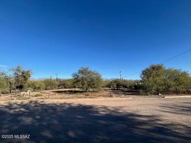 727 N Tiger, Mammoth, AZ 85618 - Image #2