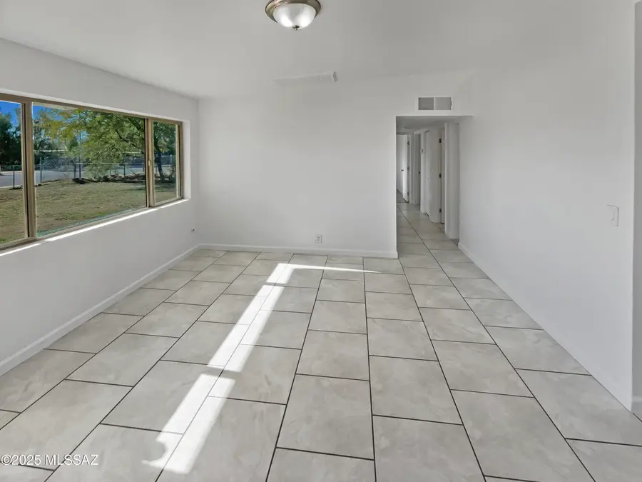 802 W Tipton, Tucson, AZ 85705 - Image #3