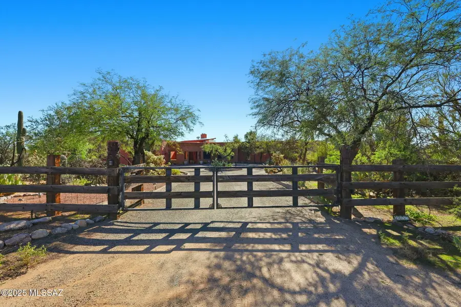 2855 W Lambert, Tucson, AZ 85742 - #2