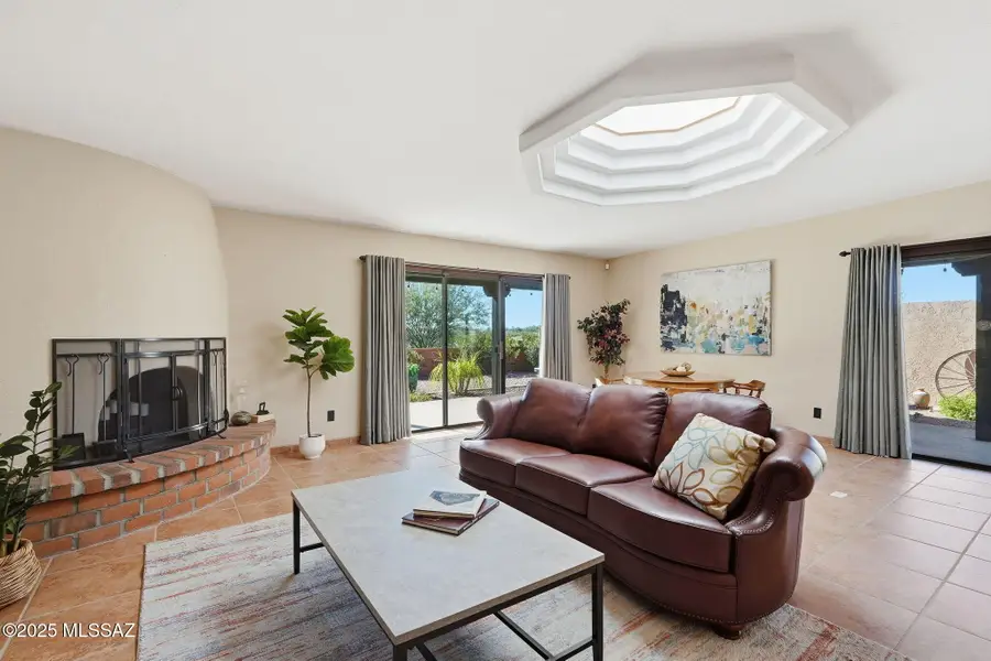 5429 N Cam Del Penoso, Tucson, AZ 85750 - Image #2