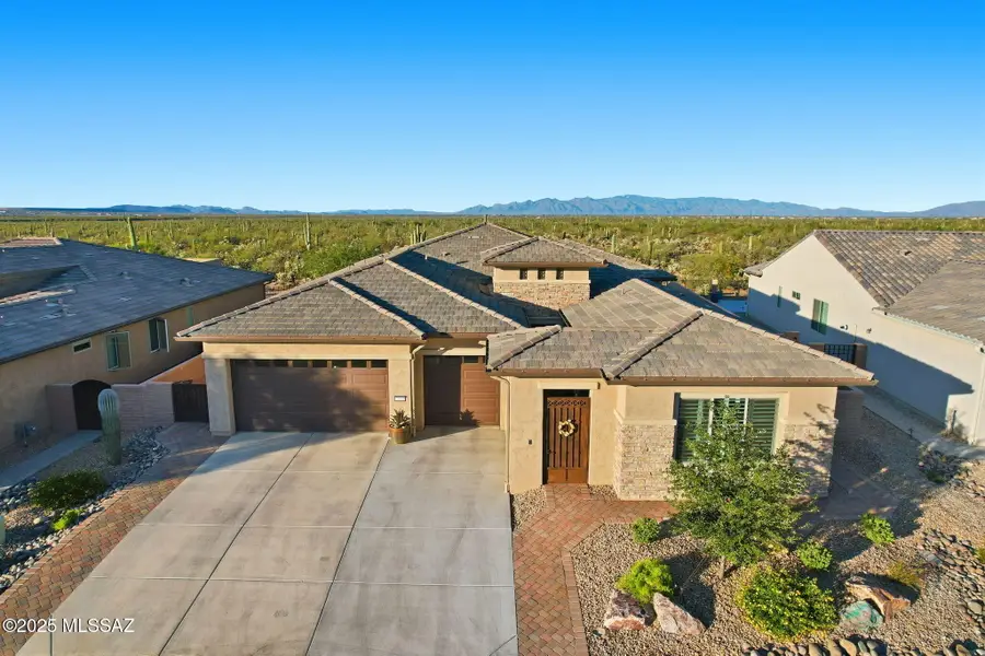 2443 E Copper Valley Way, Green Valley, AZ 85614 - Image #2