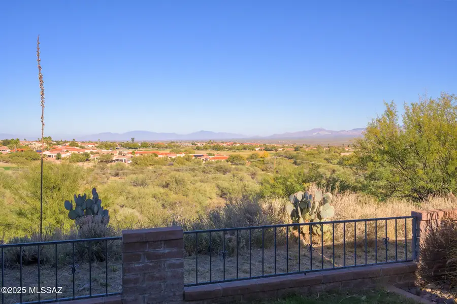 2092 W Vista Ridge Drive, Green Valley, AZ 85622 - Image #2
