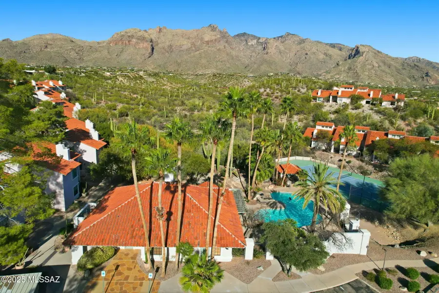 6414 N Tierra De Las Catalinas, Tucson, AZ 85718 - Image #2