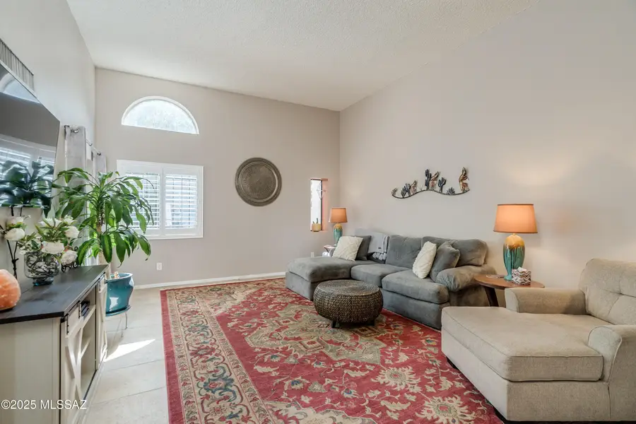 2885 E Weymouth Ci Circle, Tucson, AZ 85716 - Image #2