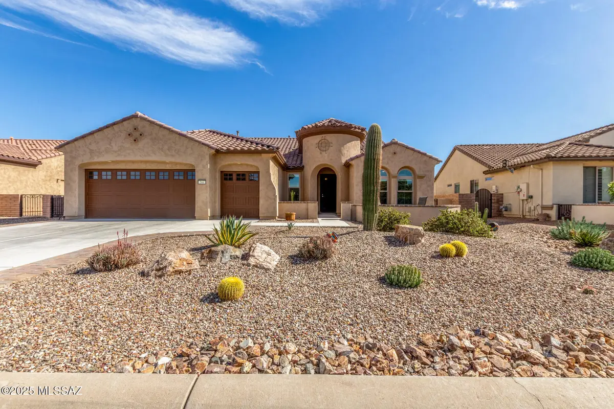 566 N Ramos Lane, Green Valley, AZ 85614 - Image #1