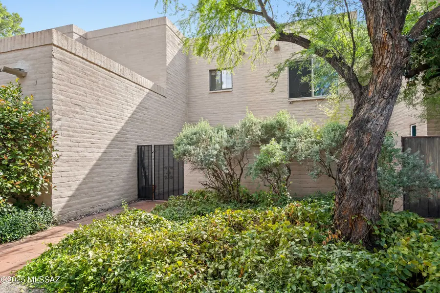 2828 E Sierra Vista, Tucson, AZ 85716 - Image #2