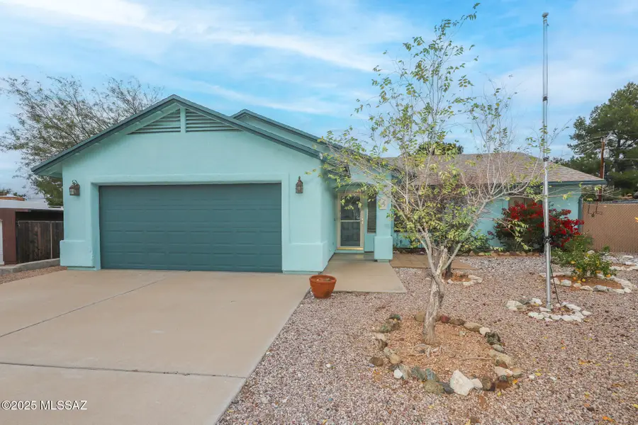110 W Andrew Potter, Corona De Tucson, AZ 85641 - Image #3