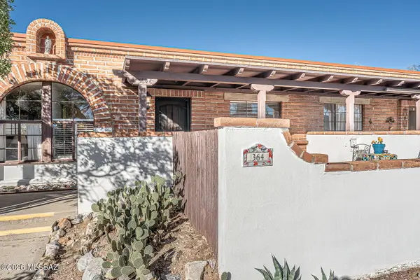 364 S Paseo Lobo, Green Valley, AZ 85614